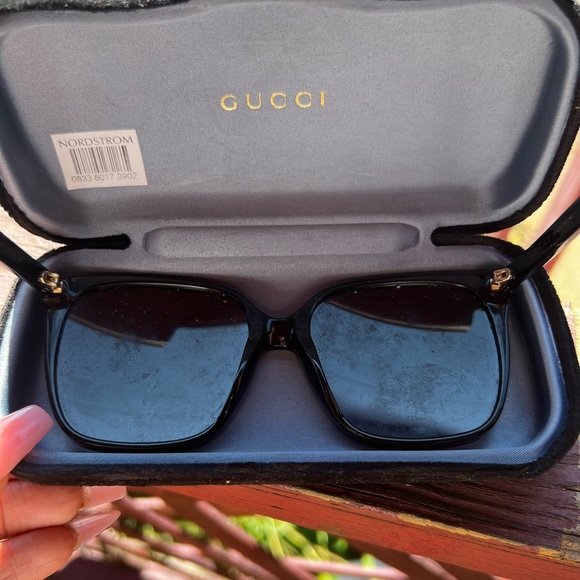 Authentic Gucci Shades - Picture 2 of 5